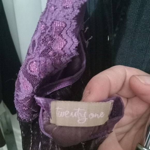 Twenty One Vintage Deep Purple Camisole w/ Sequins Med Like New! - Picture 5 of 7